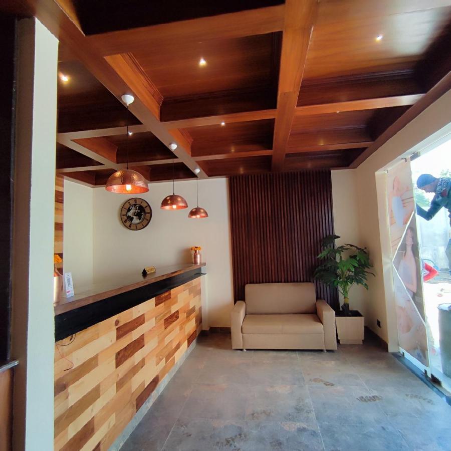 Lotus Club Boutique Hotel Katmandu Dış mekan fotoğraf
