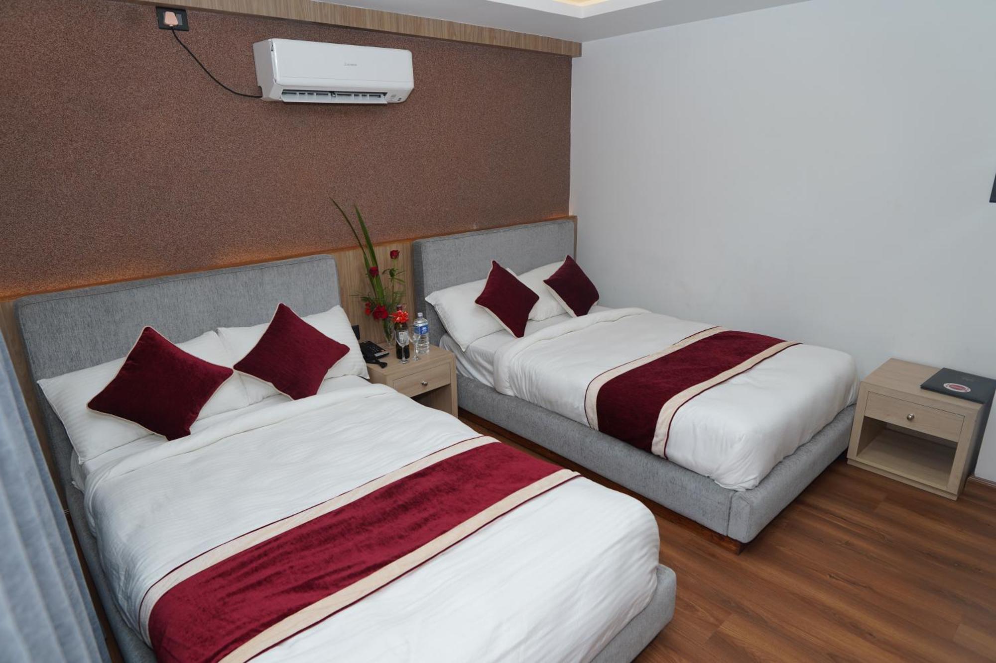 Lotus Club Boutique Hotel Katmandu Dış mekan fotoğraf